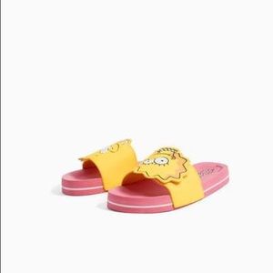 lisa simpson slides zara